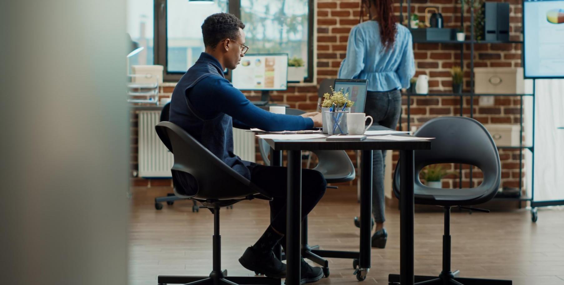 Professional demonstrating SEO content strategy concepts on digital interface